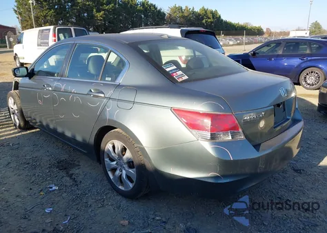 2008 Honda Accord 2.4 Ex-L z USA, uszkodzony, nr VIN JHMCP26848C022190